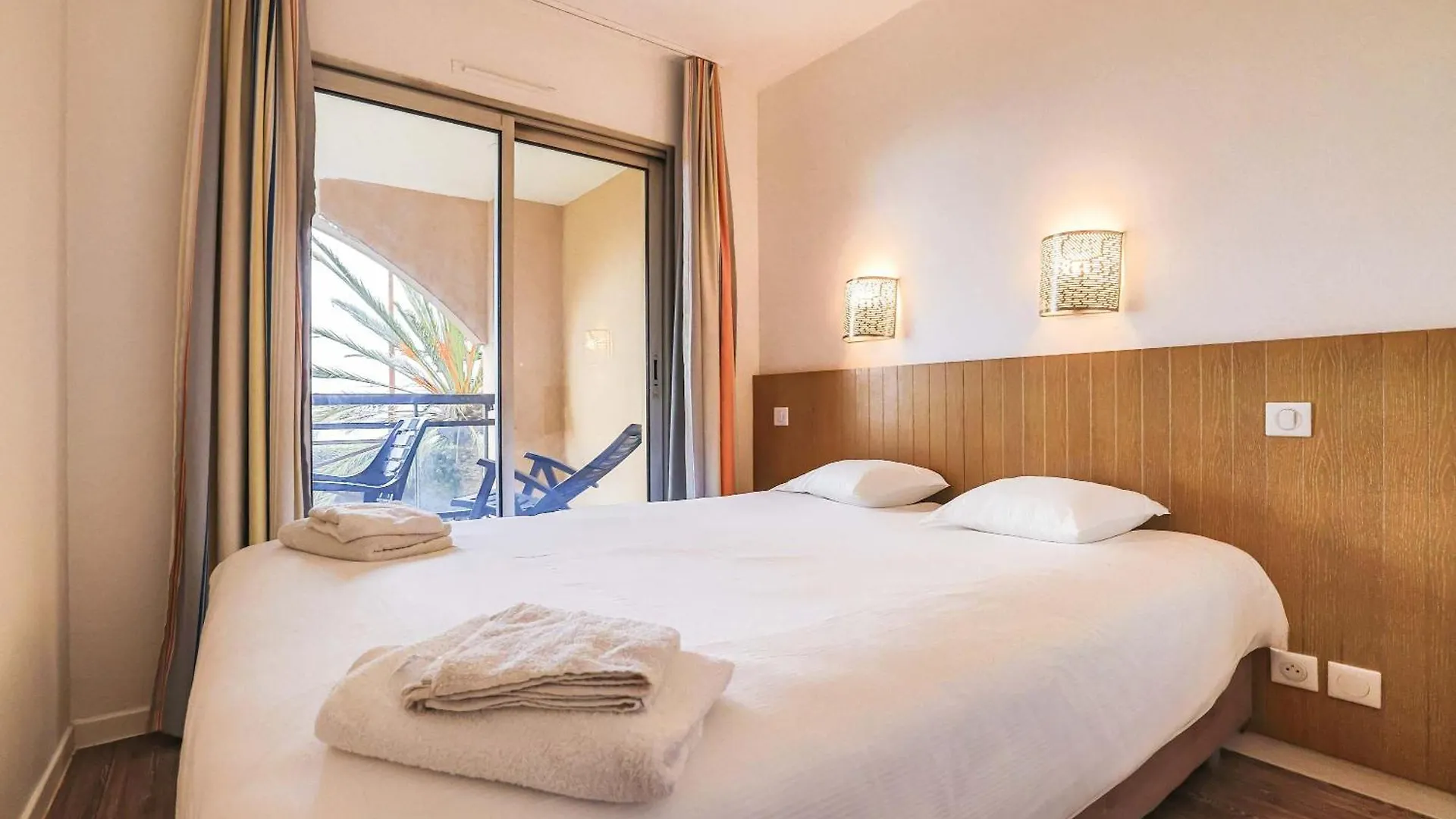 Le Cannes Beach 199C - Lumineux Vue Mer & Piscine 0*,